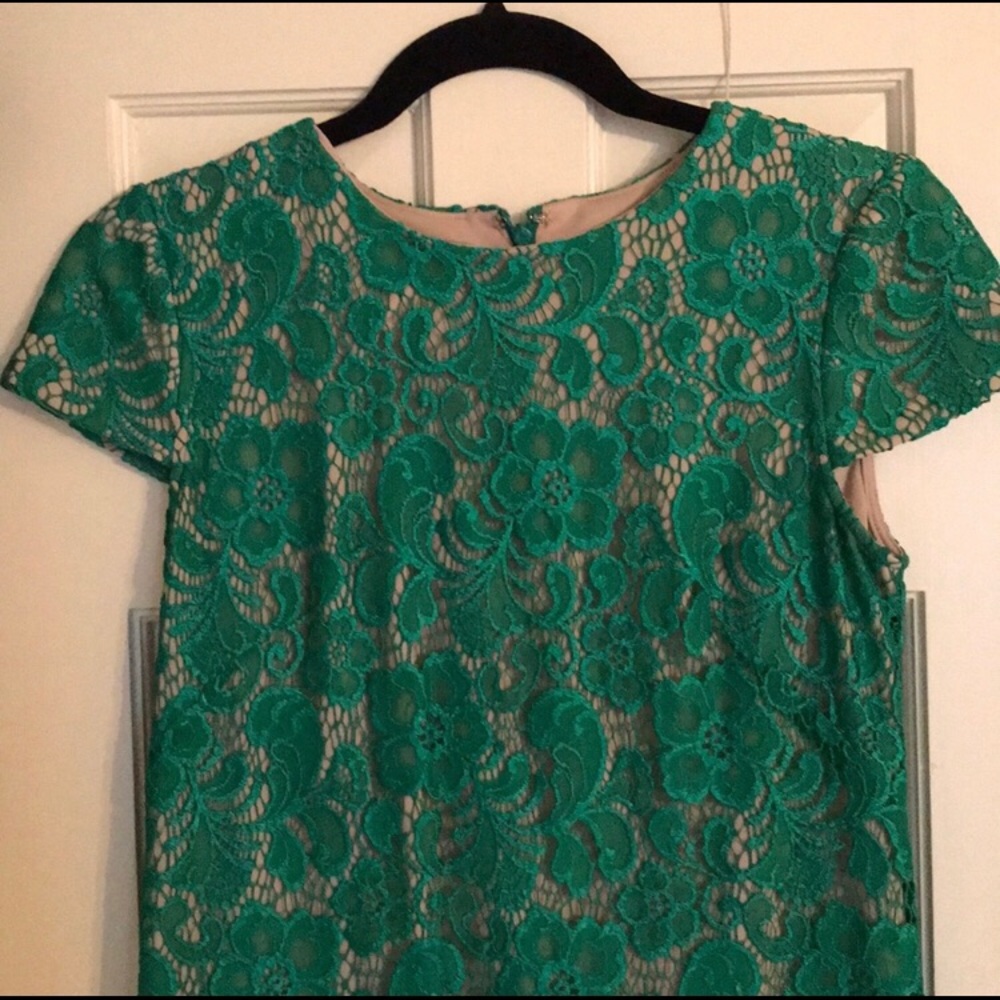 Ivy and Blu Maggy boutique green lace dress.